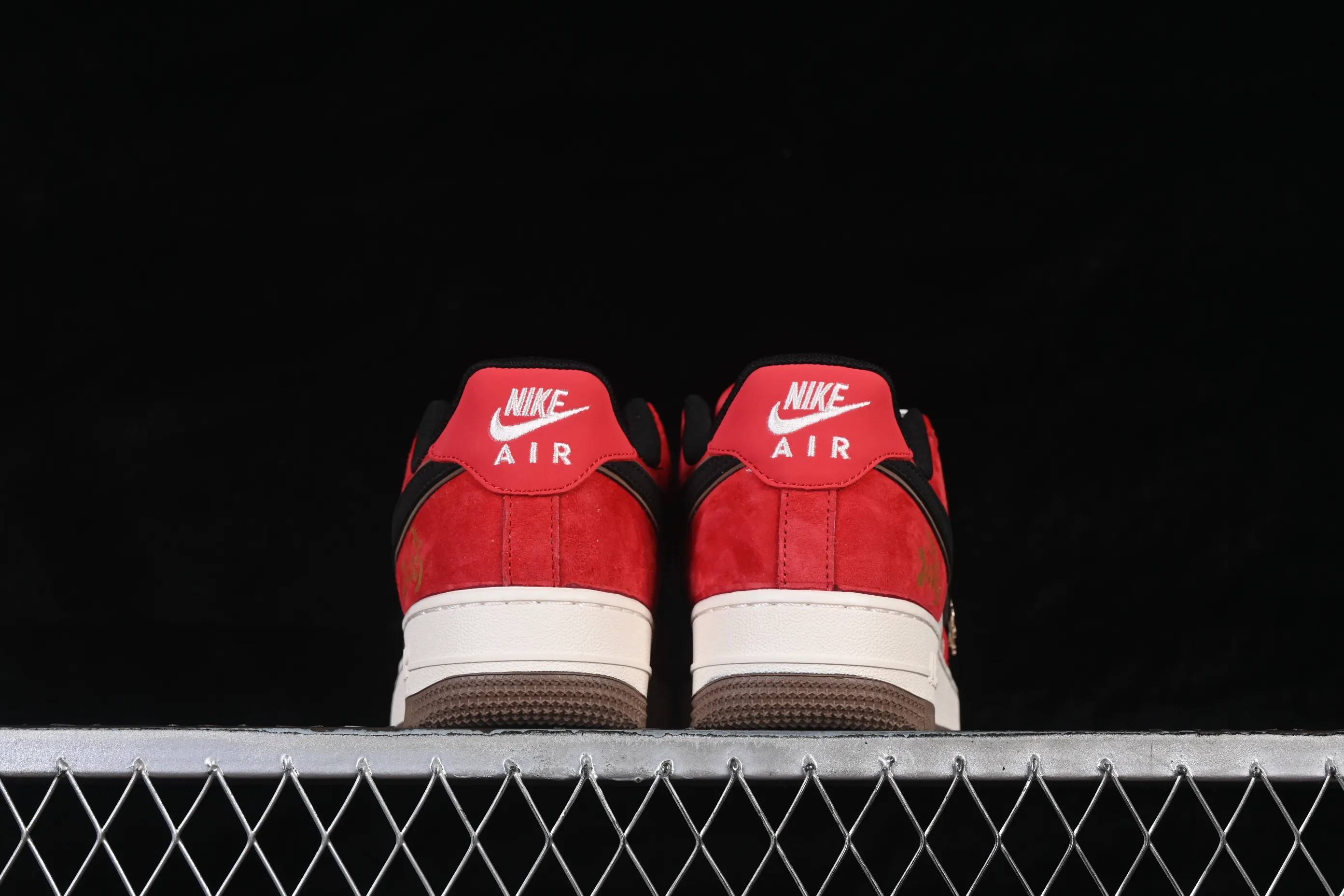 All Categories Nk Air Force 1 Air Force Series Nk Air Force 1 Low Air Force Low Nike Air Force 1'07 Low Year of the Horse New Year White Red Gold Splashed Ink Air Force One Low Casual Shoes JP2026-157